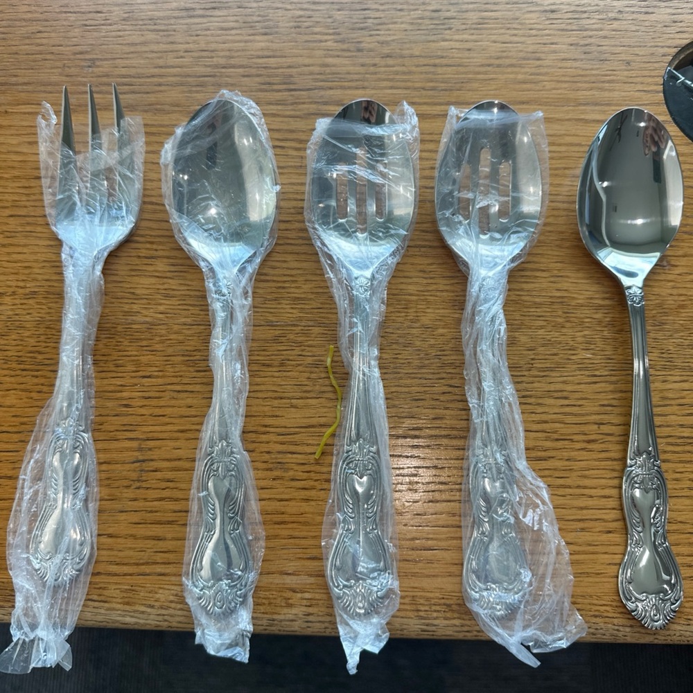 Chris Madden Silver Ornate Stainless Steel Serving Set 5 Piece spoons forks new